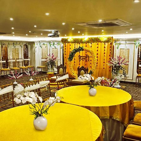 Hotel Town Grand Patel Nagar New Delhi Exterior photo