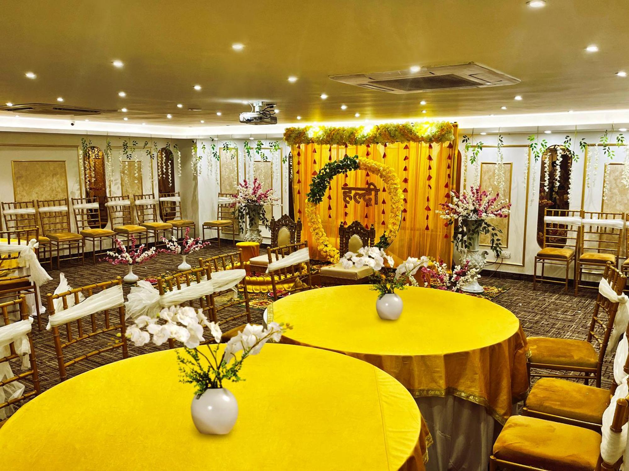 Hotel Town Grand Patel Nagar New Delhi Exterior photo