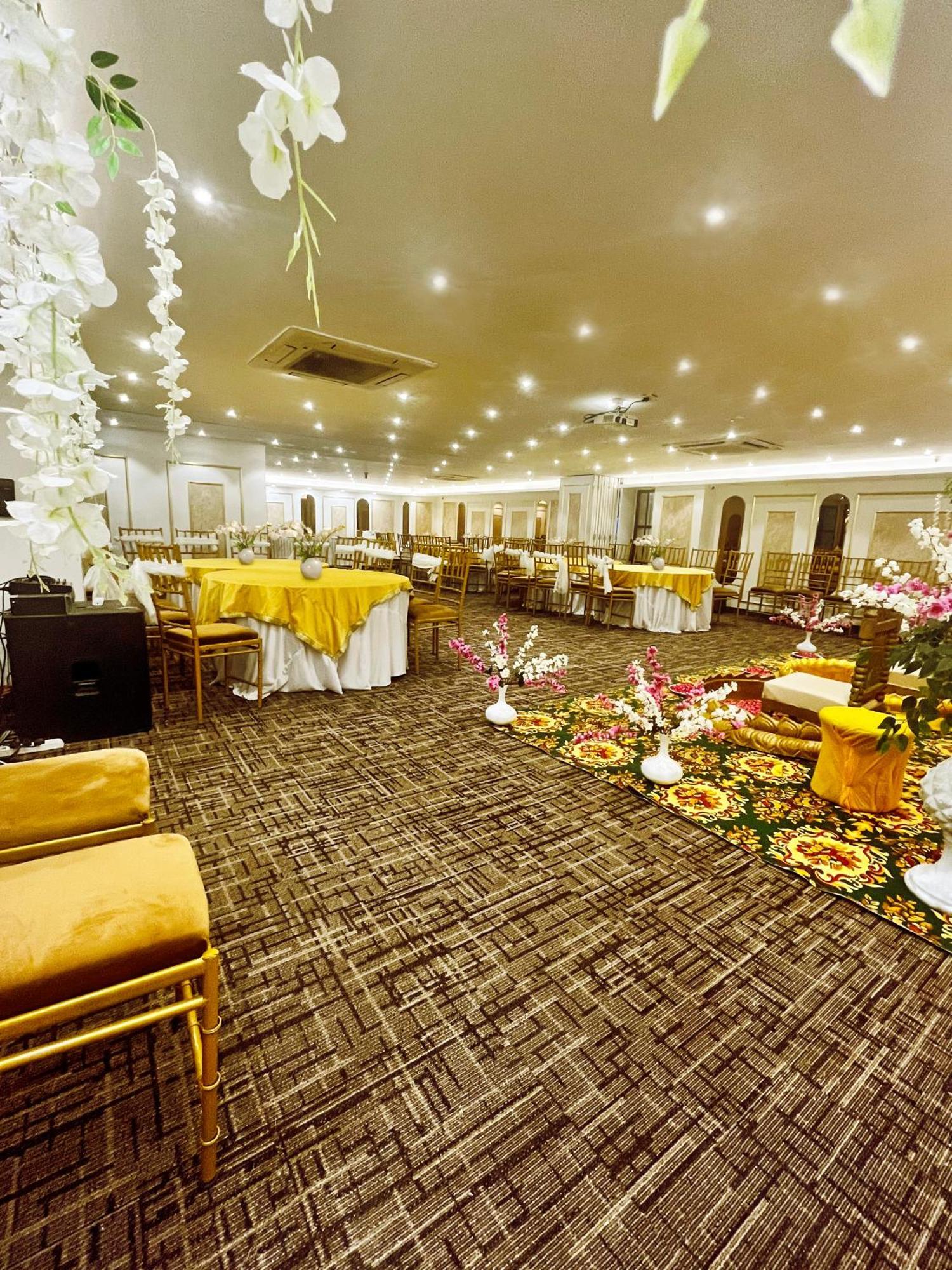 Hotel Town Grand Patel Nagar New Delhi Exterior photo