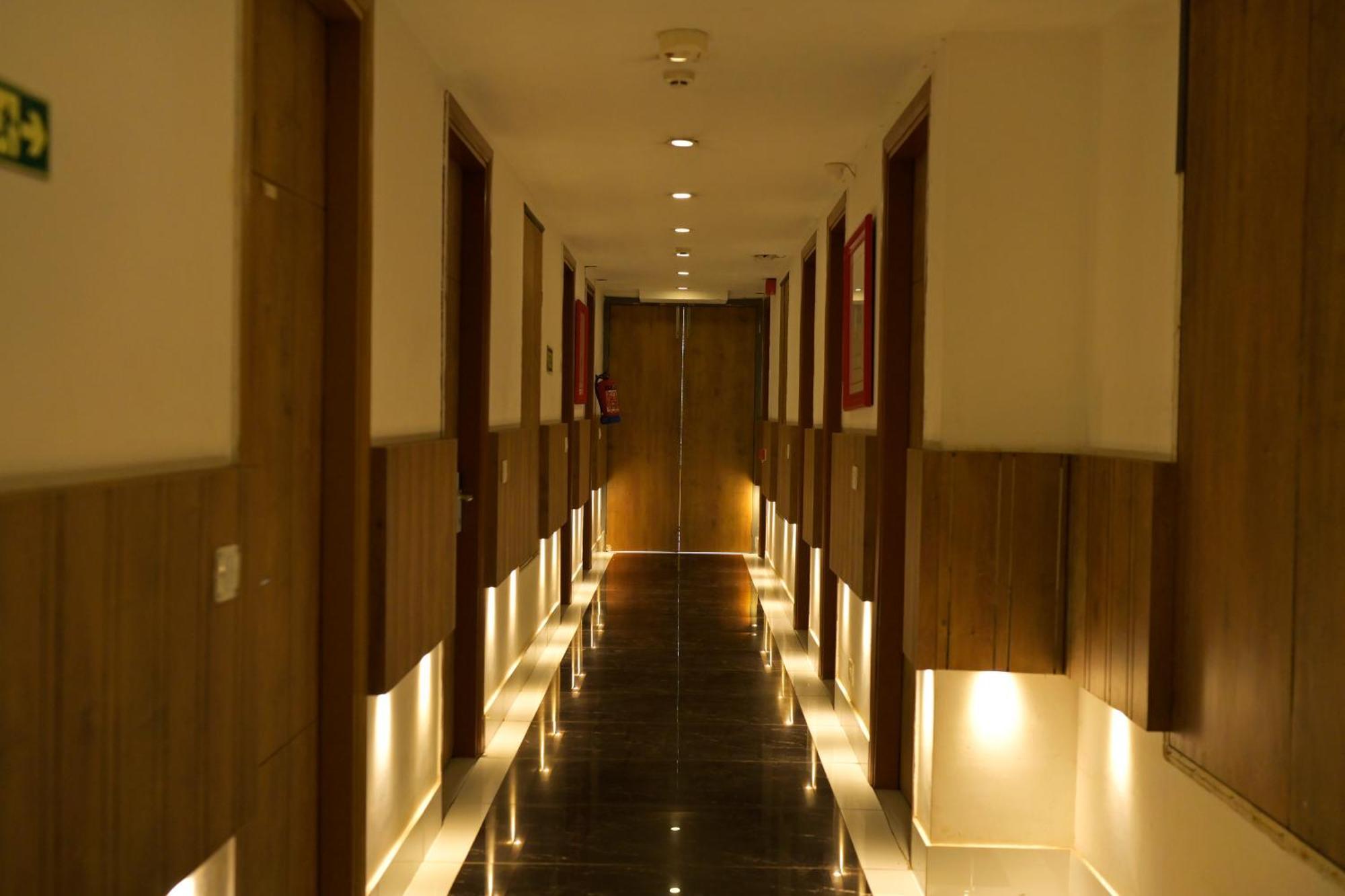 Hotel Town Grand Patel Nagar New Delhi Exterior photo